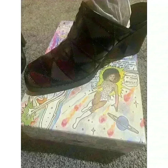 Jeffrey Campbell NEW In Box Size 8.5 Karma Mules Black Grey Multi - Picture 6 of 8